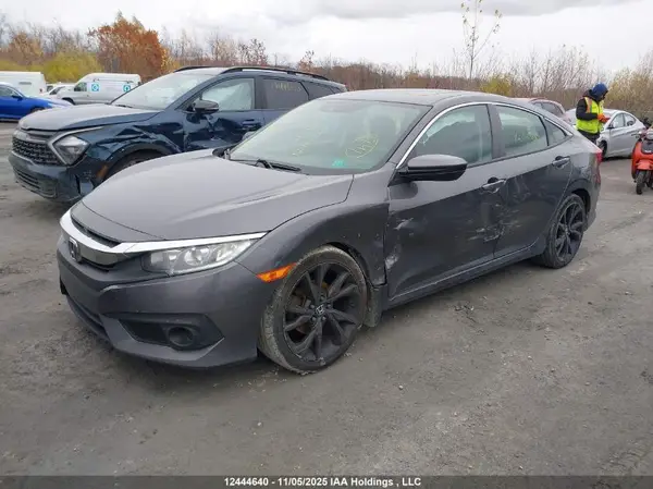 2HGFC2F87HH033564 2017 HONDA CIVIC - Image 2