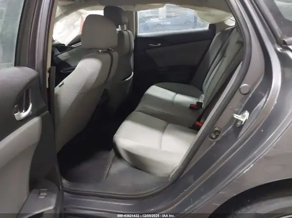 2HGFC2F87HH530632 2017 HONDA CIVIC - Image 8