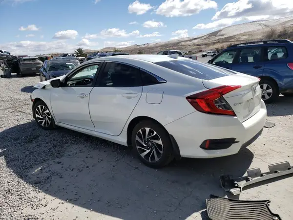 2HGFC2F87JH526120 2018 HONDA CIVIC - Image 2
