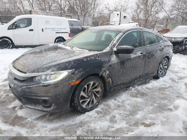 2HGFC2F88HH031810 2017 HONDA CIVIC - Image 2