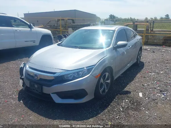 2HGFC2F88JH042862 2018 HONDA CIVIC - Image 2