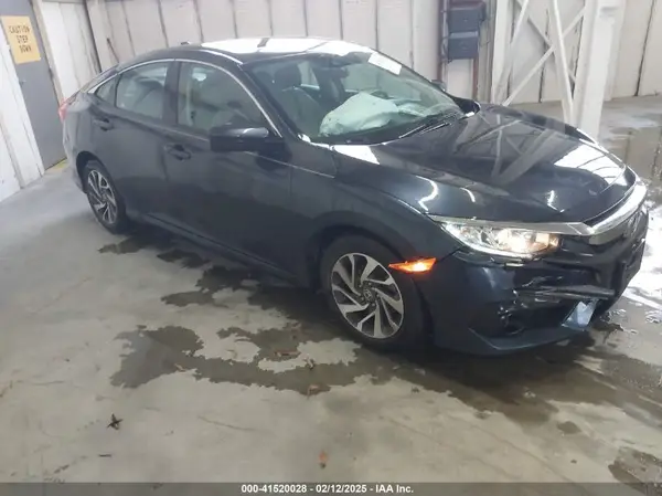 2HGFC2F88JH552063 2018 HONDA CIVIC - Image 1