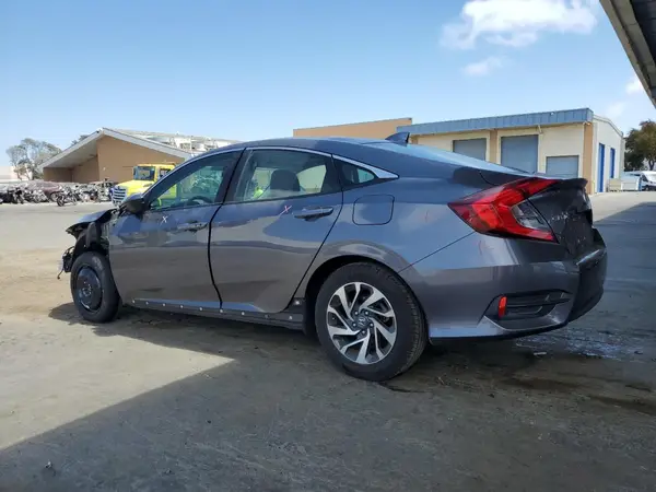 2HGFC2F88JH554671 2018 HONDA CIVIC - Image 2