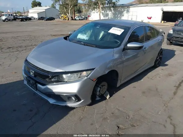 2HGFC2F88KH512745 2019 HONDA CIVIC - Image 2