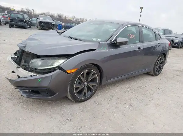 2HGFC2F88KH518996 2019 HONDA CIVIC - Image 2