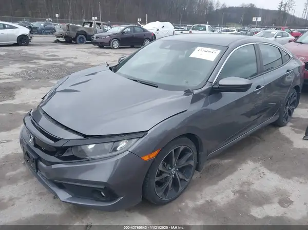 2HGFC2F88KH537029 2019 HONDA CIVIC - Image 2