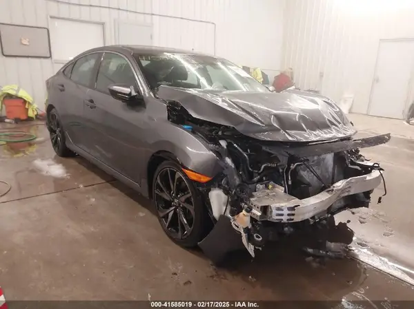 2HGFC2F88KH556681 2019 HONDA CIVIC - Image 1