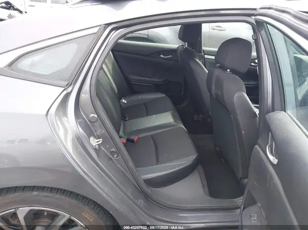 2HGFC2F88KH579295 2019 HONDA CIVIC - Image 8