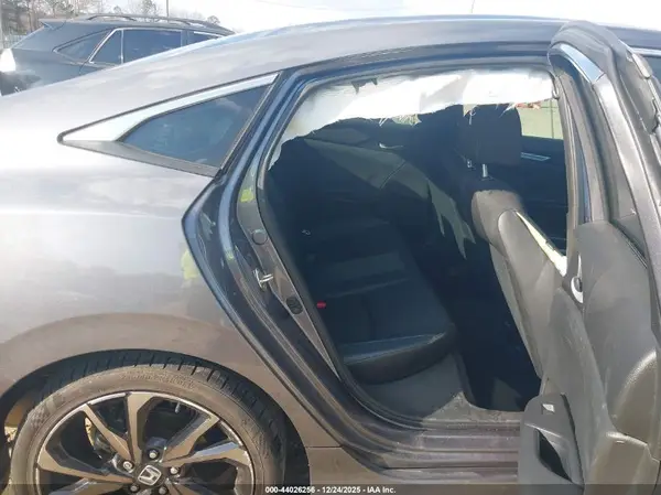 2HGFC2F88KH581158 2019 HONDA CIVIC - Image 8