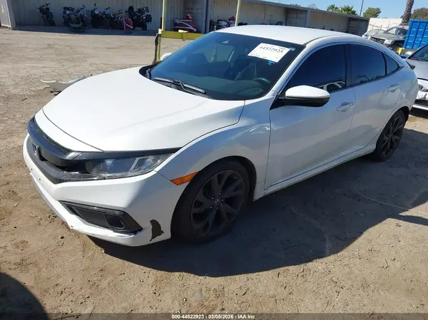 2HGFC2F88KH598395 2019 HONDA CIVIC - Image 2