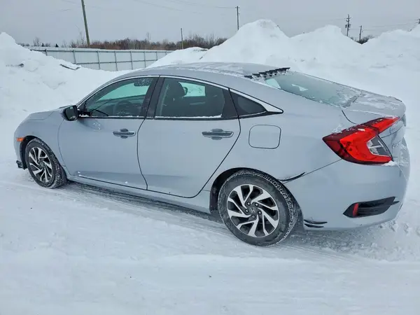 2HGFC2F89JH027156 2018 HONDA CIVIC - Image 2