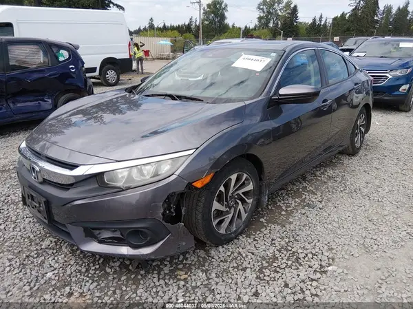 2HGFC2F89JH502157 2018 HONDA CIVIC - Image 2