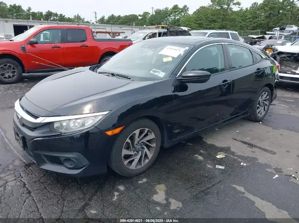 2HGFC2F89JH543906 2018 HONDA CIVIC - Image 2