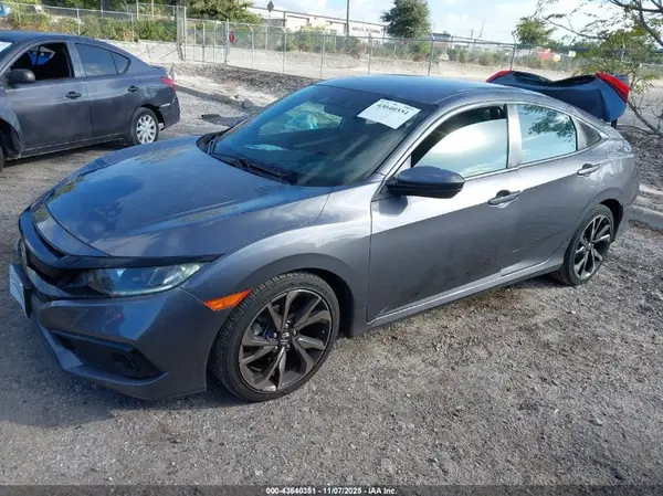 2HGFC2F89MH528388 2021 HONDA CIVIC - Image 2