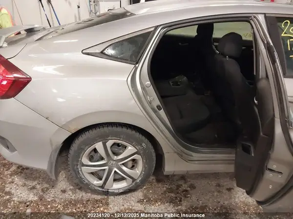 2HGFC2F8XHH003118 2017 HONDA CIVIC - Image 8