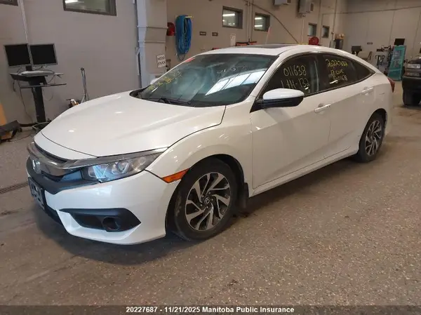 2HGFC2F8XHH011638 2017 HONDA CIVIC - Image 2