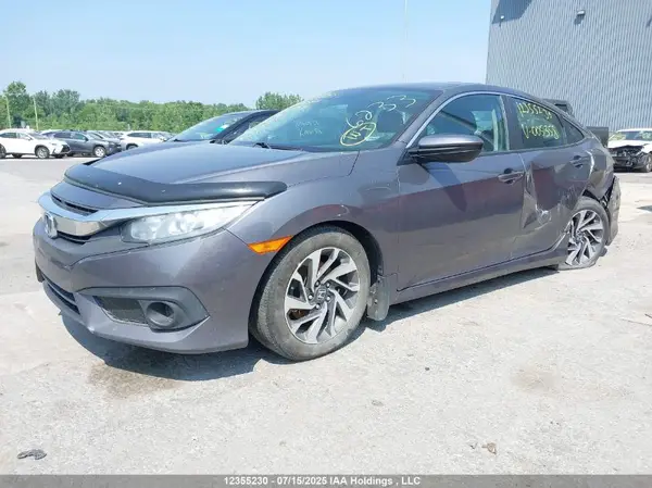 2HGFC2F8XJH005358 2018 HONDA CIVIC - Image 2