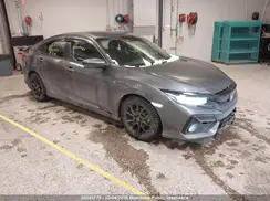 2HGFC2F8XJH010950 2018 HONDA CIVIC