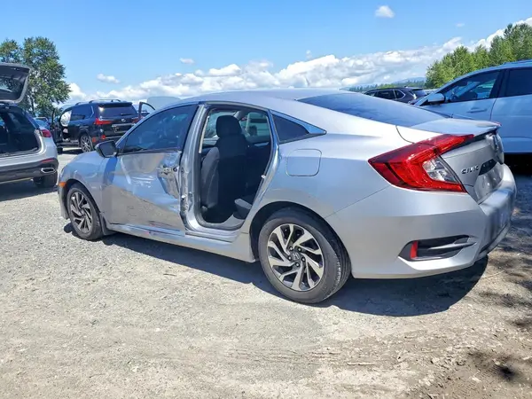 2HGFC2F8XJH026565 2018 HONDA CIVIC - Image 2