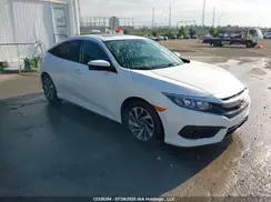 2HGFC2F8XJH026713 2018 HONDA CIVIC