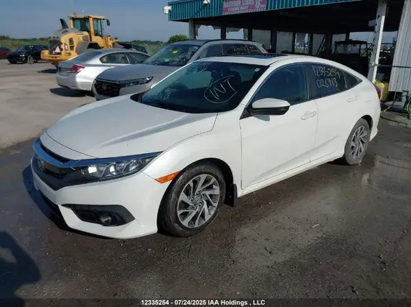 2HGFC2F8XJH026713 2018 HONDA CIVIC - Image 2