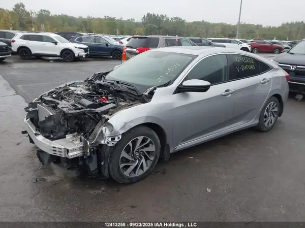 2HGFC2F8XJH040045 2018 HONDA CIVIC - Image 2