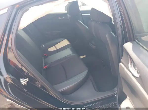 2HGFC2F8XK8539638 2019 HONDA CIVIC - Image 8