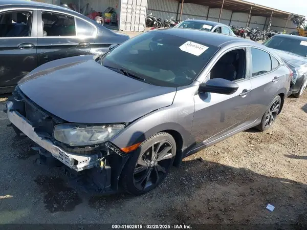 2HGFC2F8XKH528770 2019 HONDA CIVIC - Image 2
