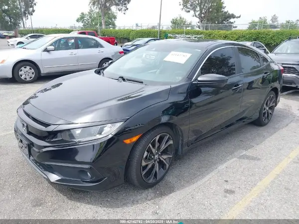 2HGFC2F8XKH539560 2019 HONDA CIVIC - Image 2