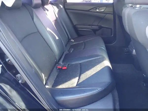 2HGFC2F8XKH548064 2019 HONDA CIVIC - Image 8