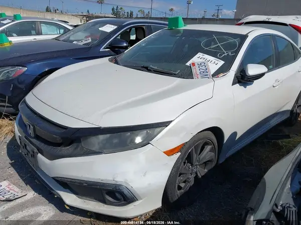 2HGFC2F8XKH554611 2019 HONDA CIVIC - Image 2