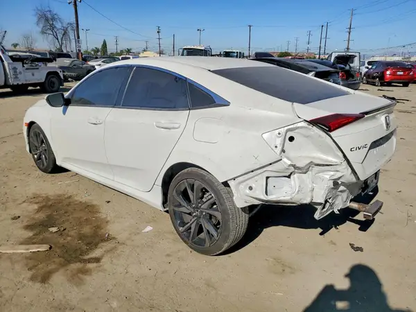 2HGFC2F8XKH555628 2019 HONDA CIVIC - Image 2