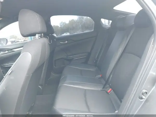 2HGFC2F8XKH557220 2019 HONDA CIVIC - Image 8