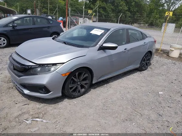 2HGFC2F8XKH568685 2019 HONDA CIVIC - Image 2