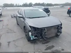 2HGFC2F8XKH579766 2019 HONDA CIVIC