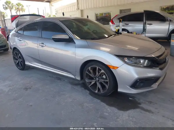 2HGFC2F8XKH579802 2019 HONDA CIVIC - Image 1