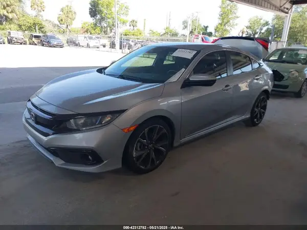 2HGFC2F8XKH579802 2019 HONDA CIVIC - Image 2