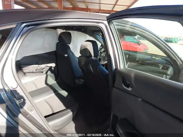 2HGFC2F8XKH582392 2019 HONDA CIVIC - Image 8