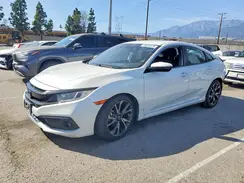 2HGFC2F8XKH586961 2019 HONDA CIVIC