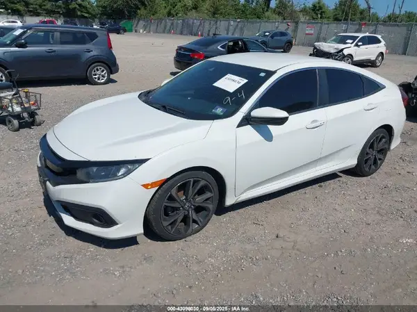 2HGFC2F8XKH598365 2019 HONDA CIVIC - Image 2