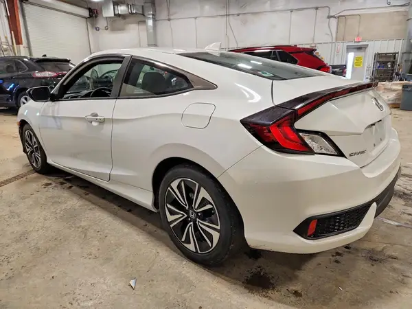 2HGFC3A35HH360238 2017 HONDA CIVIC - Image 2