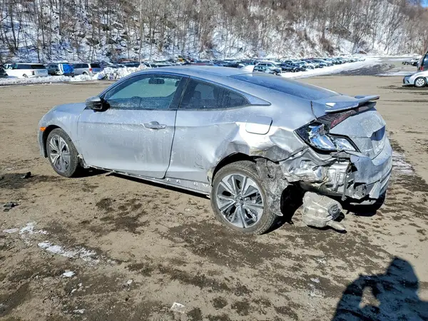 2HGFC3A3XJH355509 2018 HONDA CIVIC - Image 2