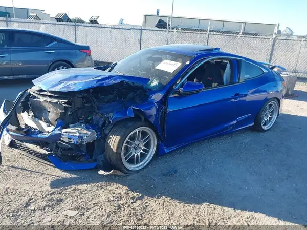 2HGFC3A50HH750245 2017 HONDA CIVIC - Image 2