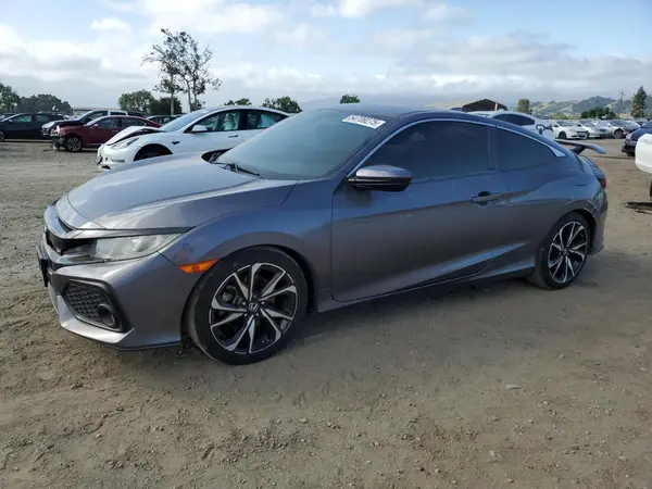 2HGFC3A50JH754687 2018 HONDA CIVIC - Image 1
