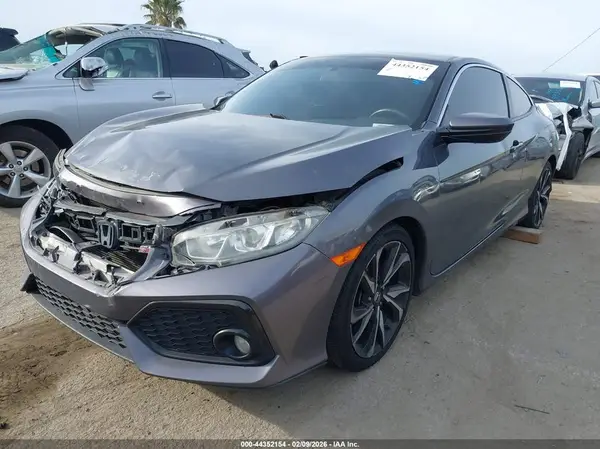 2HGFC3A50JH757394 2018 HONDA CIVIC - Image 2