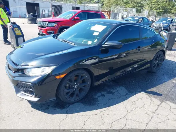 2HGFC3A51JH755069 2018 HONDA CIVIC - Image 2