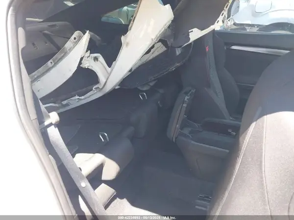 2HGFC3A52JH750009 2018 HONDA CIVIC - Image 8