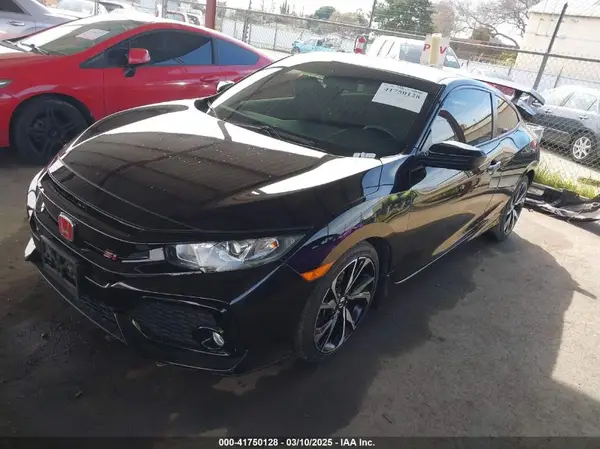 2HGFC3A52JH757204 2018 HONDA CIVIC - Image 2