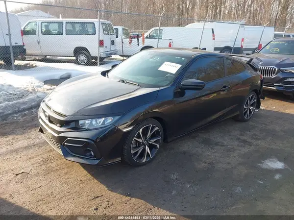 2HGFC3A53JH755803 2018 HONDA CIVIC - Image 2