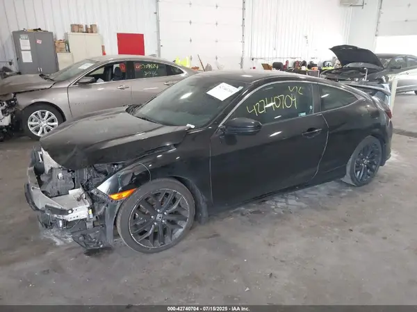 2HGFC3A53LH752418 2020 HONDA CIVIC - Image 2